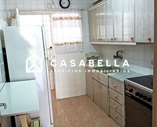 Kitchen of Flat for sale in  Valencia Capital  with Air Conditioner