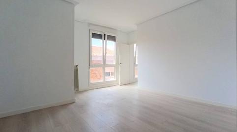 Foto 4 de Piso en venta en Huertas, Cerezo de Río Tirón, Burgos
