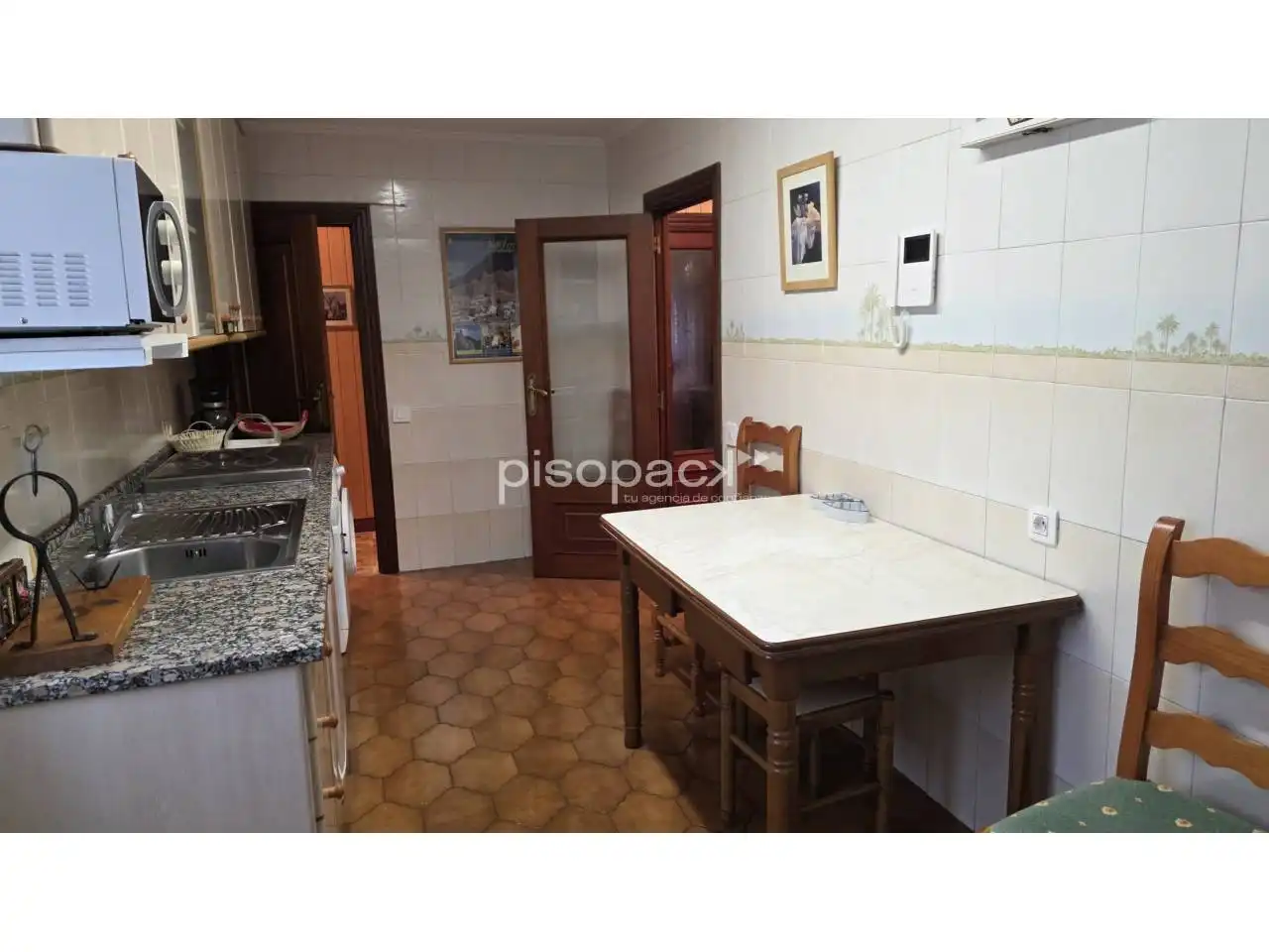Kitchen of Flat for sale in  Pamplona / Iruña  with Heating, Parquet flooring and Balcony