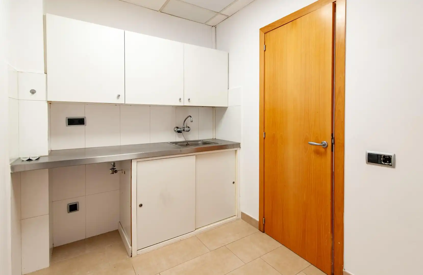 Local comercial de lloguer a Carrer La Granada, imagen 18