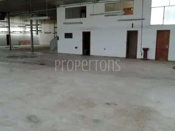 Nave industrial en venta en Biar