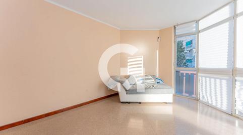 Photo 4 of Flat for sale in Cl Travessera, La Gavarra, Barcelona