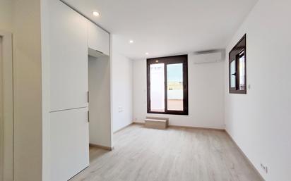 Bedroom of Flat to rent in  Barcelona Capital  with Air Conditioner and Terrace