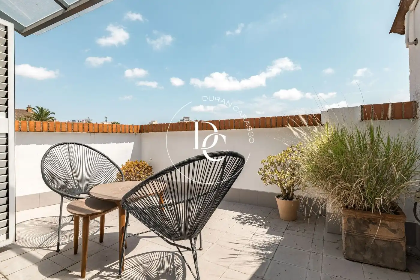 Terraza de Casa o chalet en venta en Sant Joan Despí con Aire acondicionado, Calefacción y Jardín privado