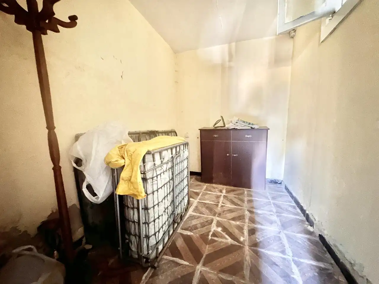 Einfamilien-Reihenhaus zum Verkauf in Avilés mit Privatgarten und Terrasse