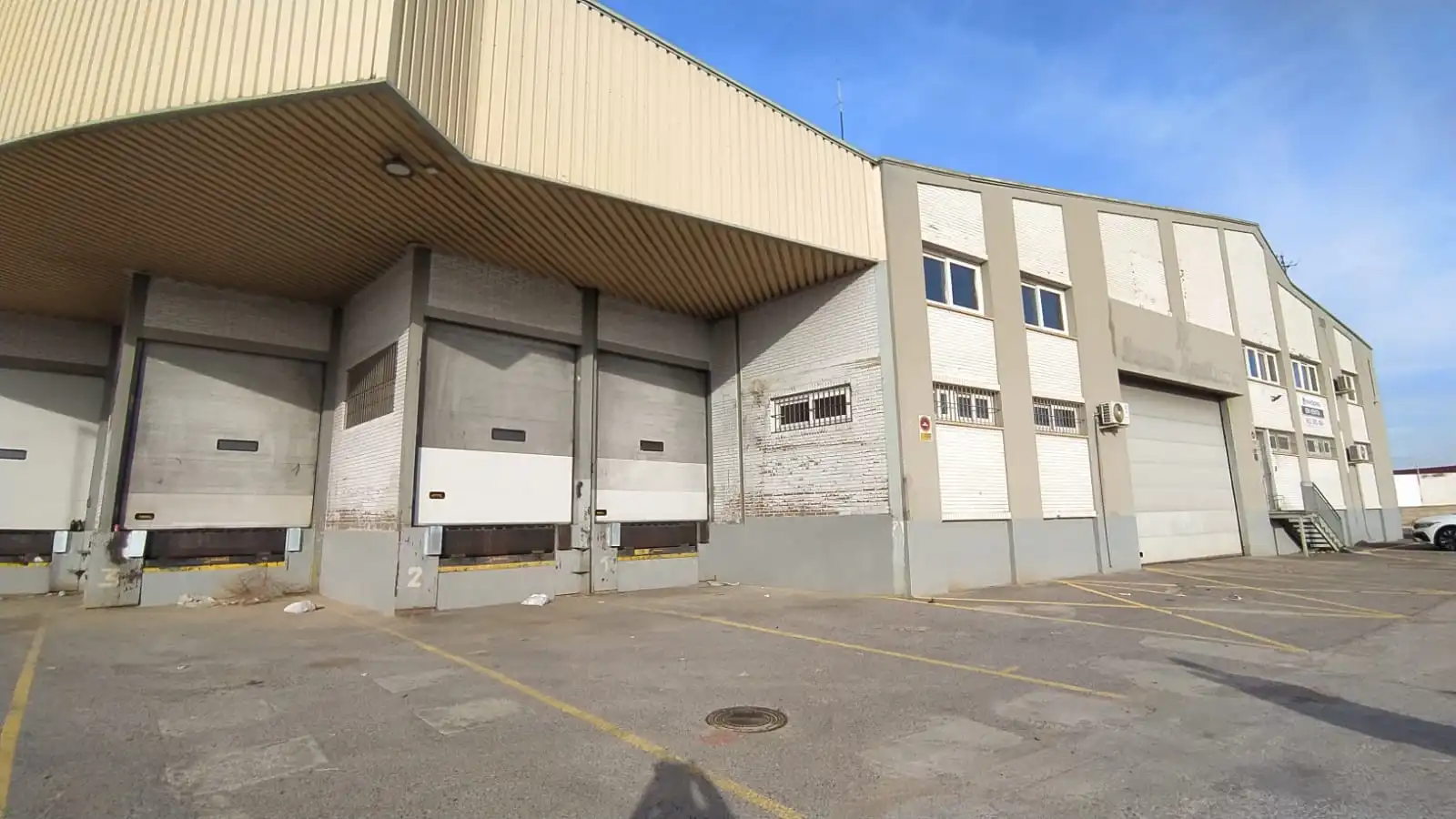 Industrial building for sale in Centro