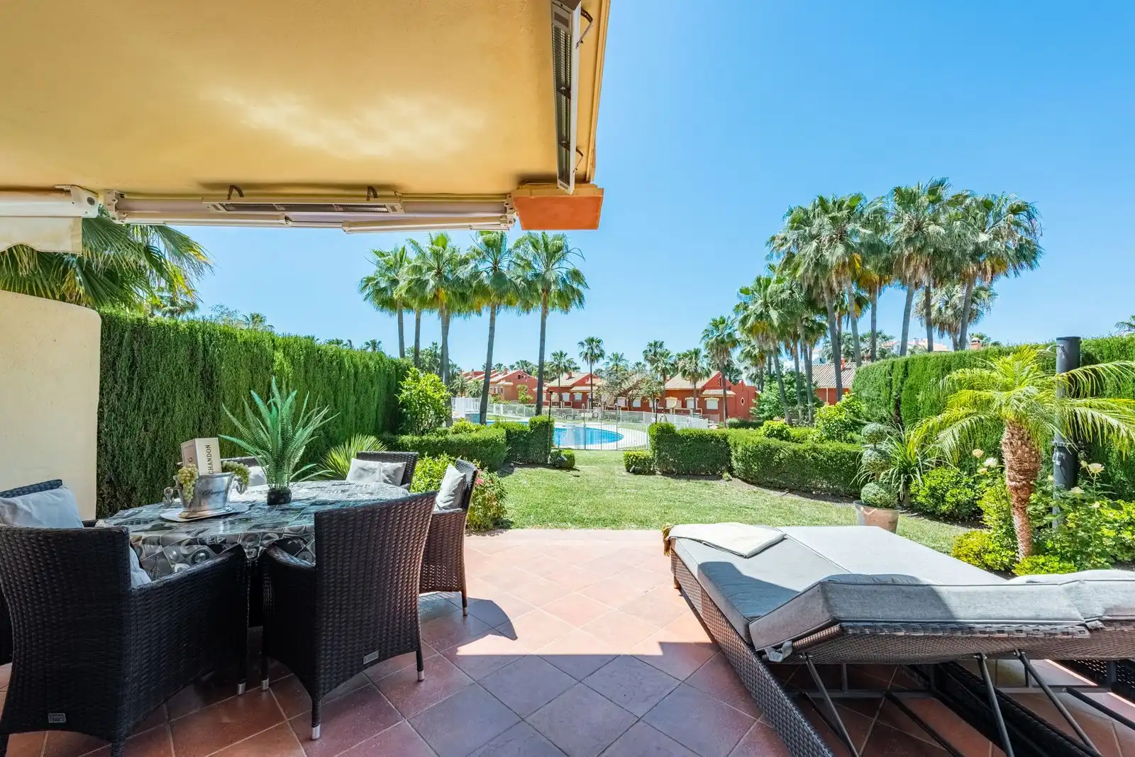 Terraced house with pool for sale in Calle Nueva Atalaya 37, imagen 22