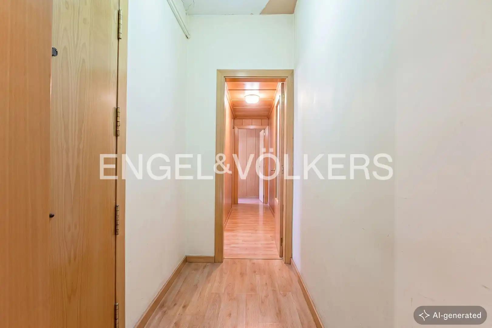 Flat for sale in Barcelona  with Heating and Parquet flooring