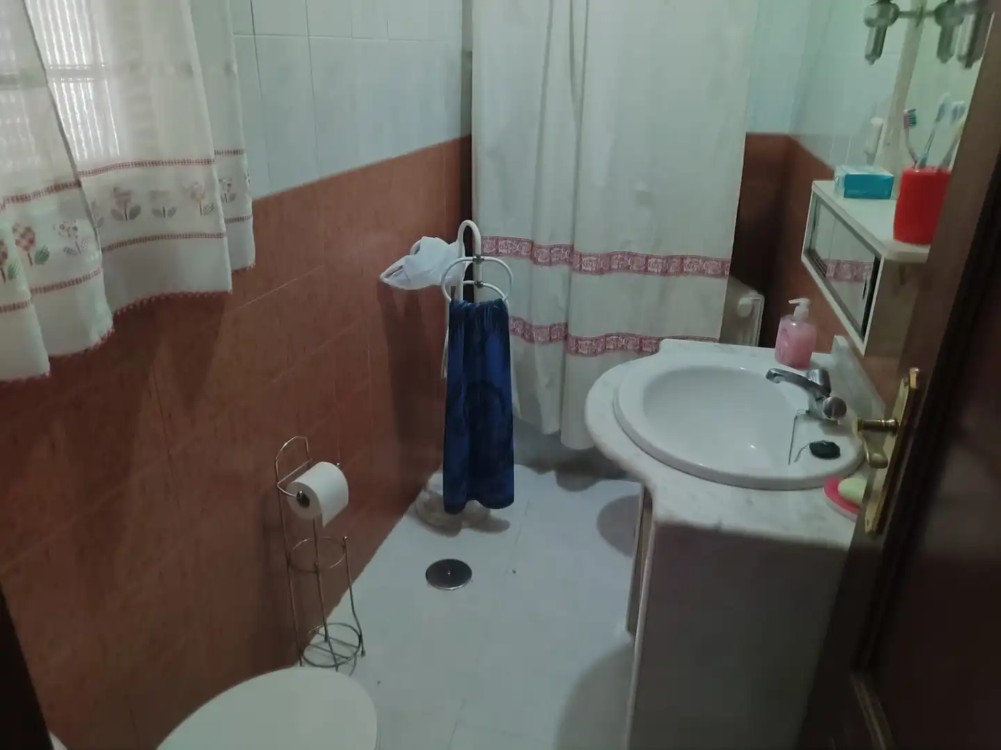 Baño de Casa o chalet en venta en Utrera con Aire acondicionado, Jardín privado y Terraza