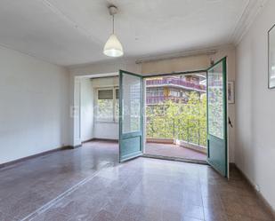 Exterior view of Apartment for sale in  Barcelona Capital  with Air Conditioner, Heating and Balcony