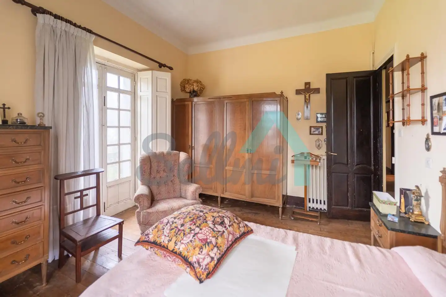 Dormitori de Casa o xalet en venda en Piloña amb Jardí privat, Parquet i Terrassa