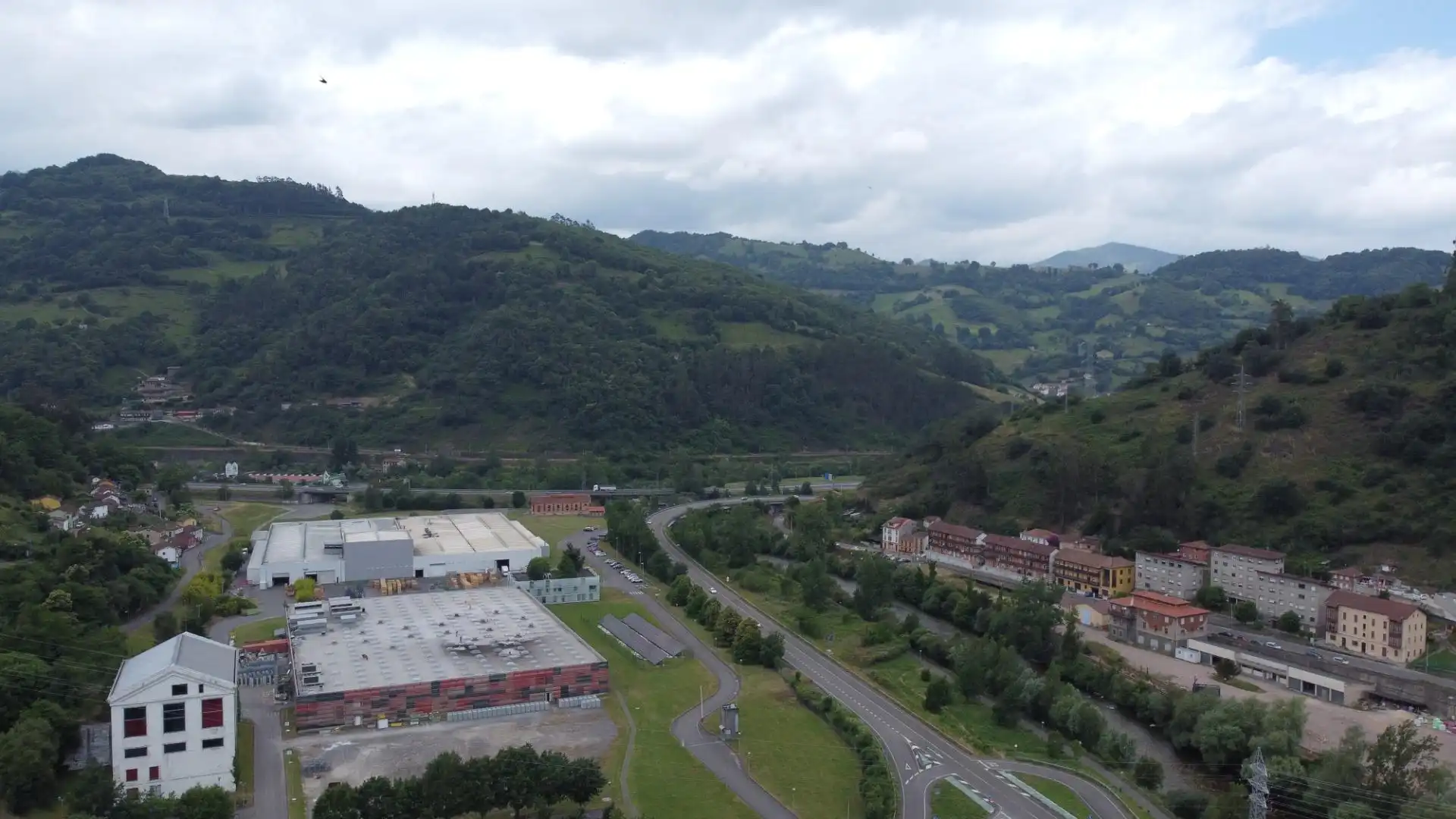 Vista exterior de Casa o xalet en venda en Mieres (Asturias)