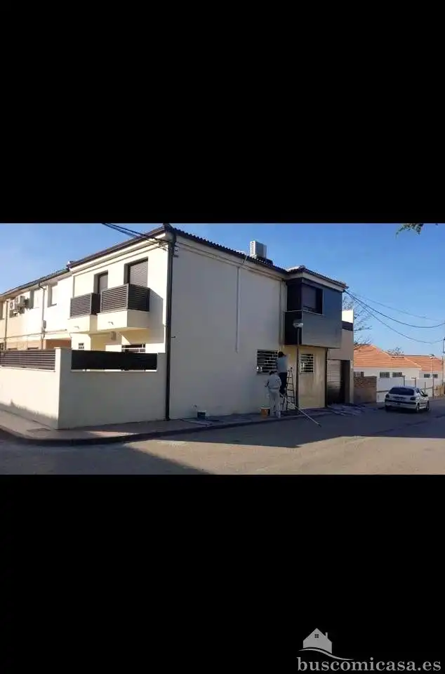 Vista exterior de Casa o xalet en venda en Jabalquinto amb Aire condicionat, Calefacció i Terrassa