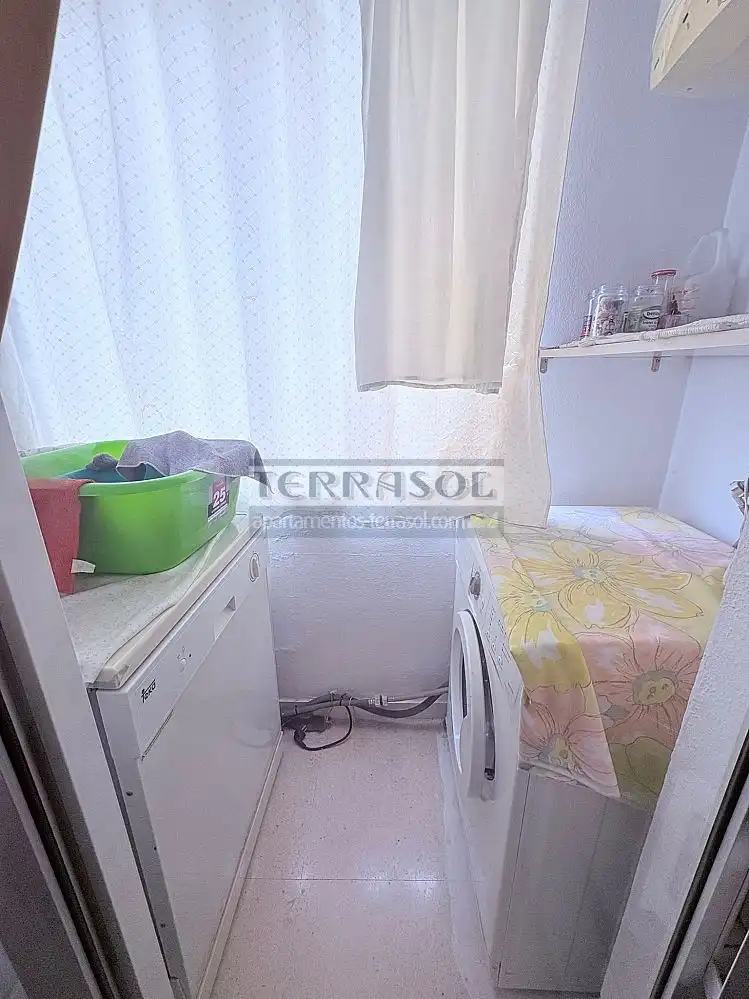 Dormitori de Apartament en venda en Vélez-Málaga amb Terrassa i Piscina