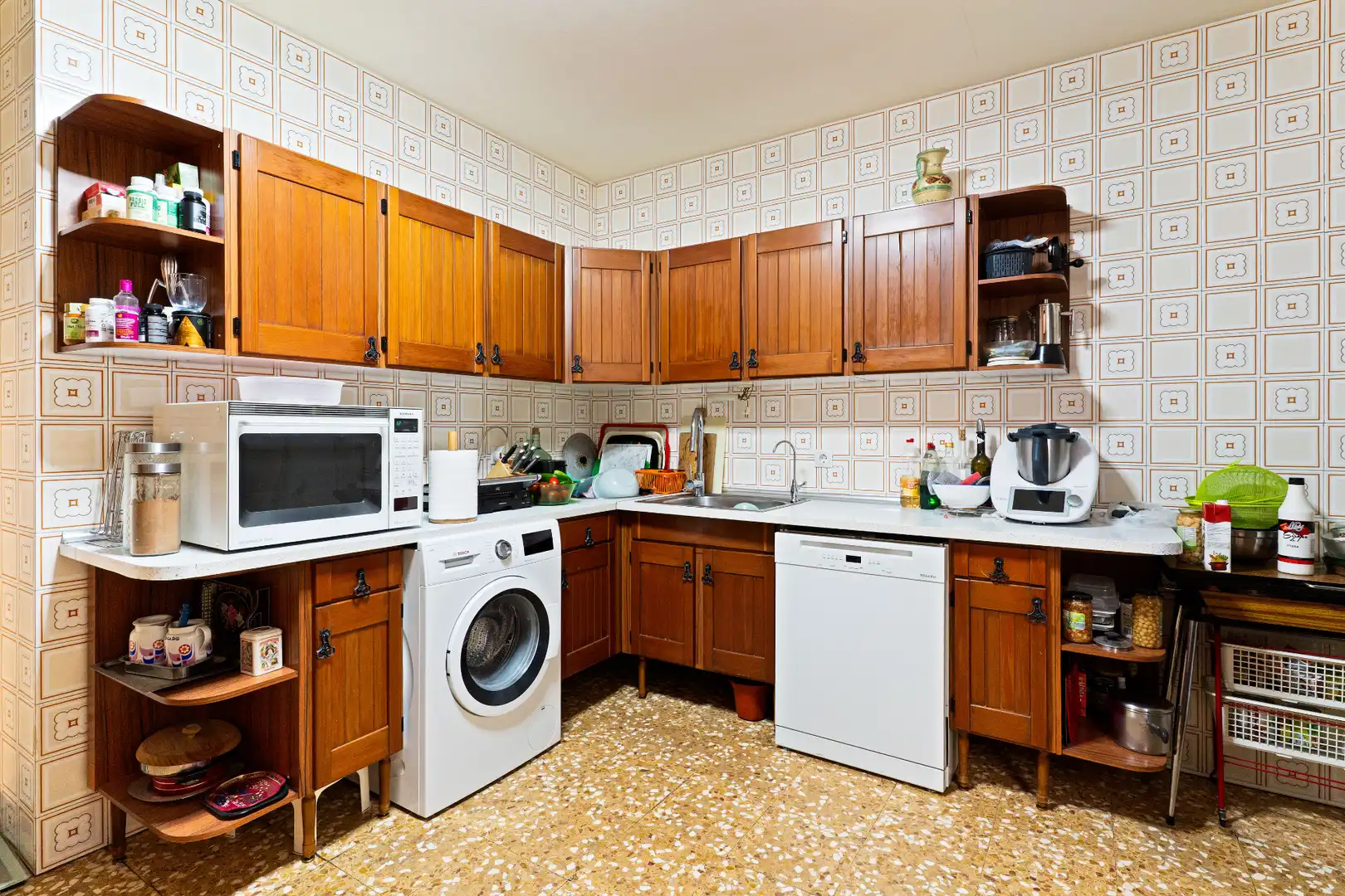 Küche von Wohnung zum Verkauf in Madrid mit Heizung, Parkett und Abstellraum