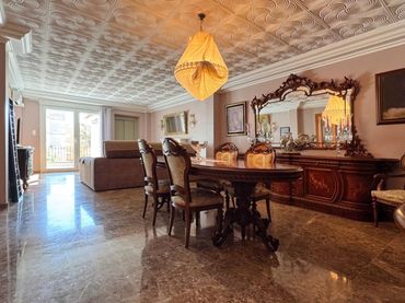 Casa rustica con balcone in vendita a Pego