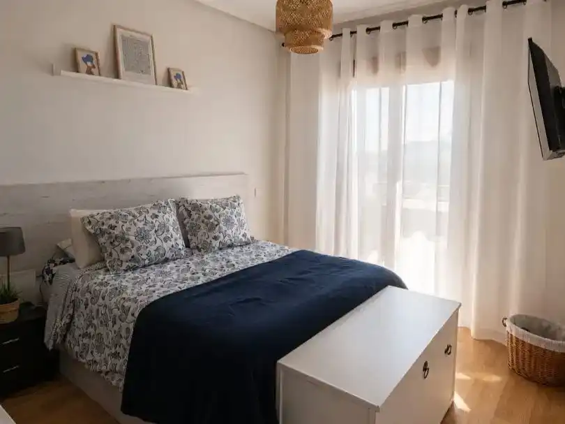 Dormitori de Casa o xalet en venda en Mucientes amb Jardí privat, Parquet i Traster