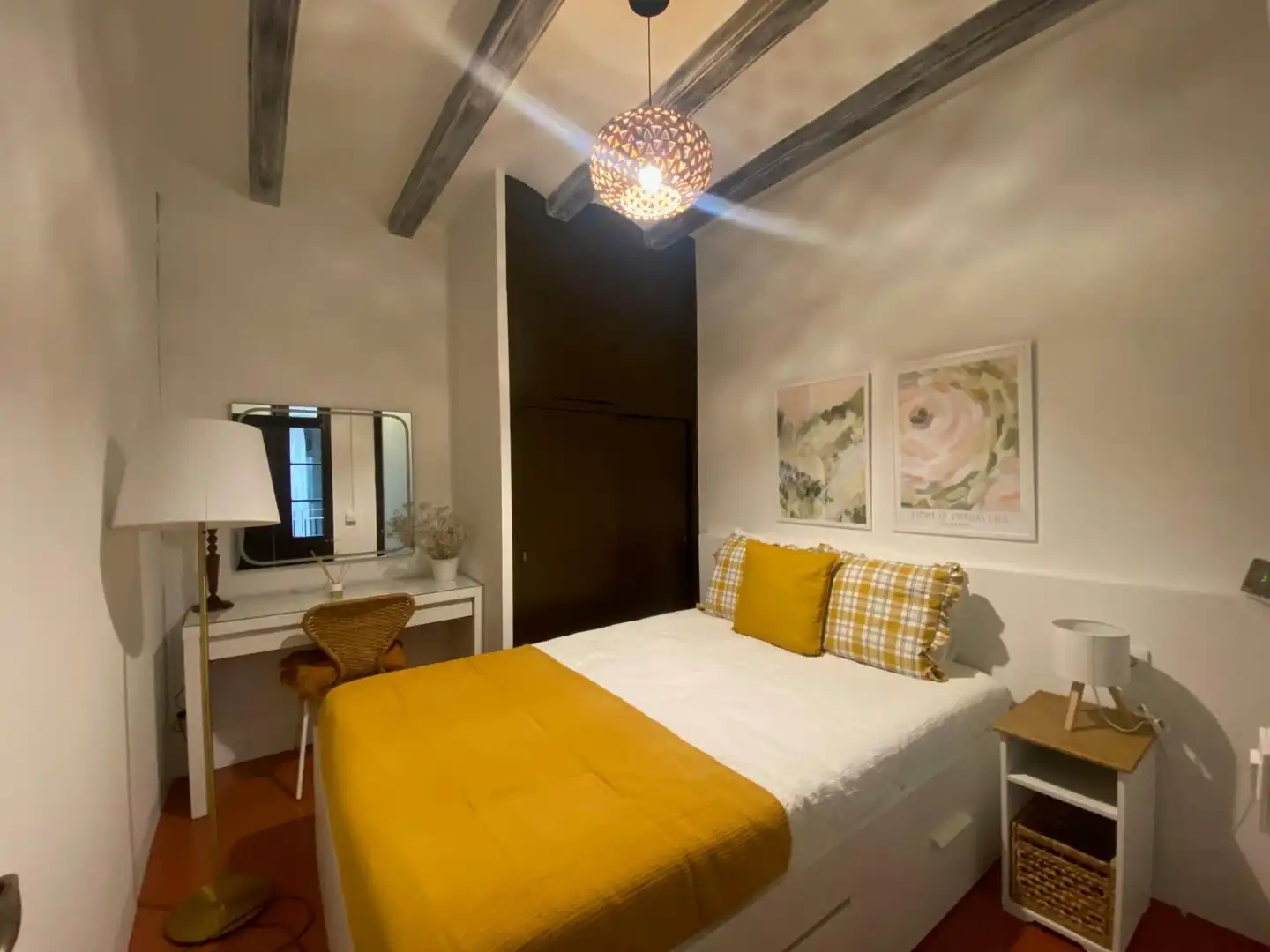 Habitación de Piso en venta en Barcelona con Terraza y Balcón