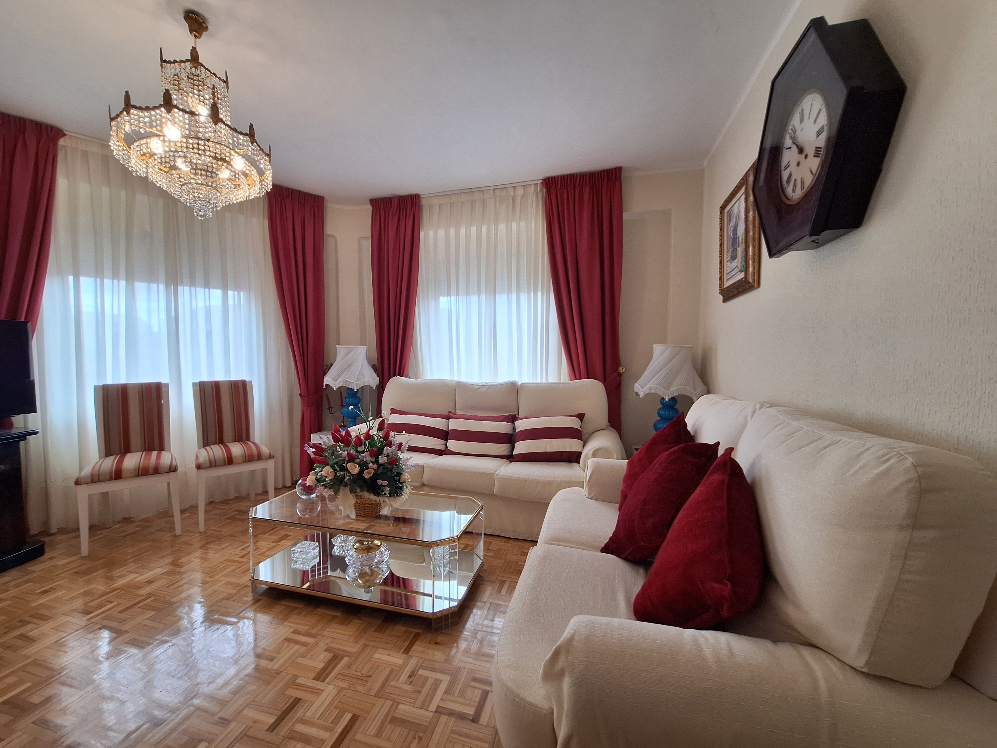 Living room of Flat for sale in  Madrid Capital  with Heating and Terrace