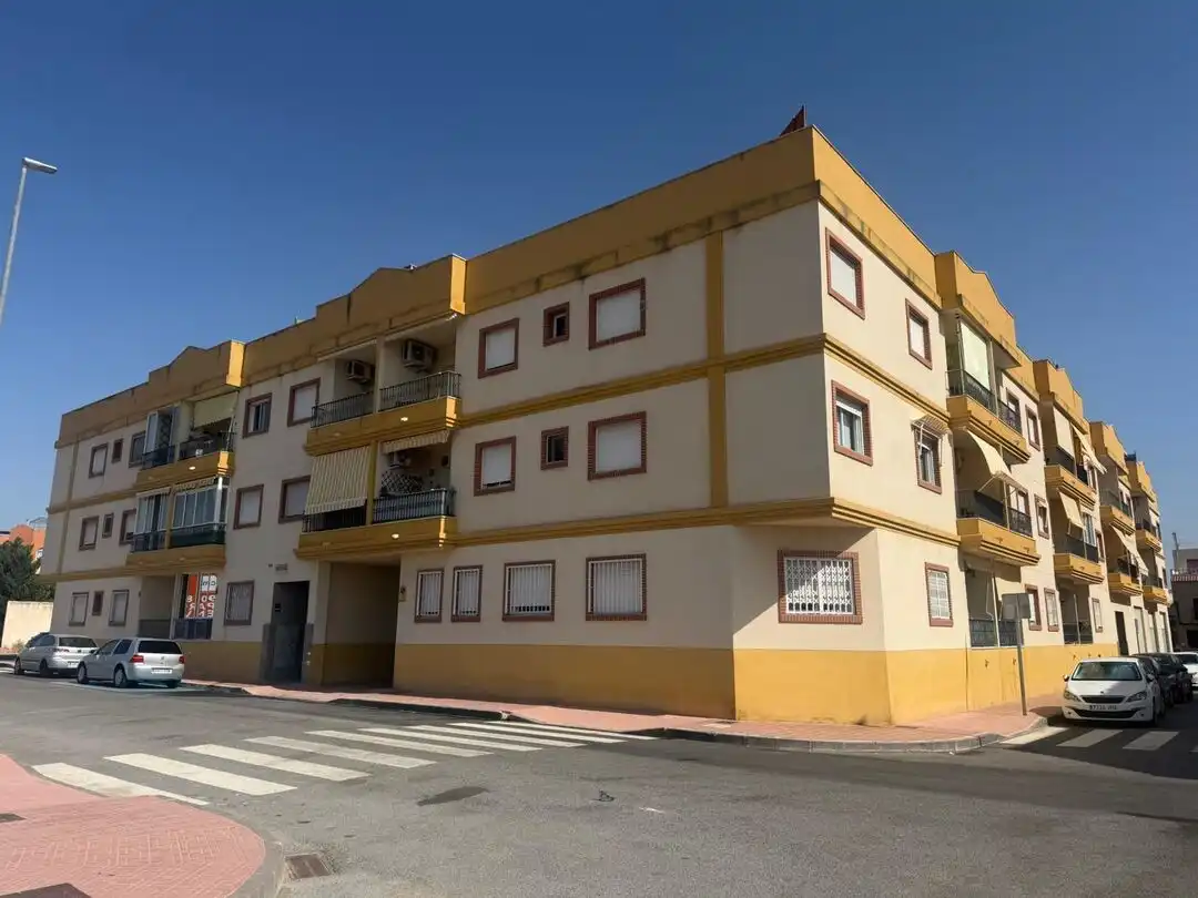 Vista exterior de Piso en venta en San Isidro con Aire acondicionado, Calefacción y Terraza