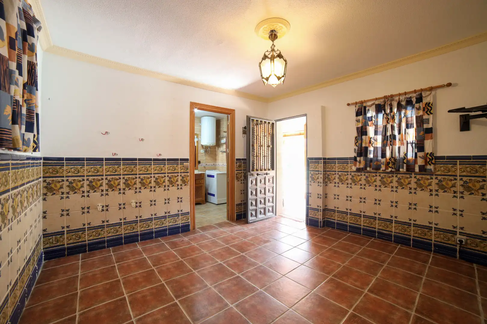 Cuina de Casa o xalet en venda en Arroyomolinos (Madrid) amb Aire condicionat, Calefacció i Jardí privat