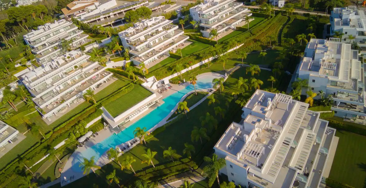 Exterior view of Apartments for rent in Estepona  with Air Conditioner, Parquet flooring and Terrace