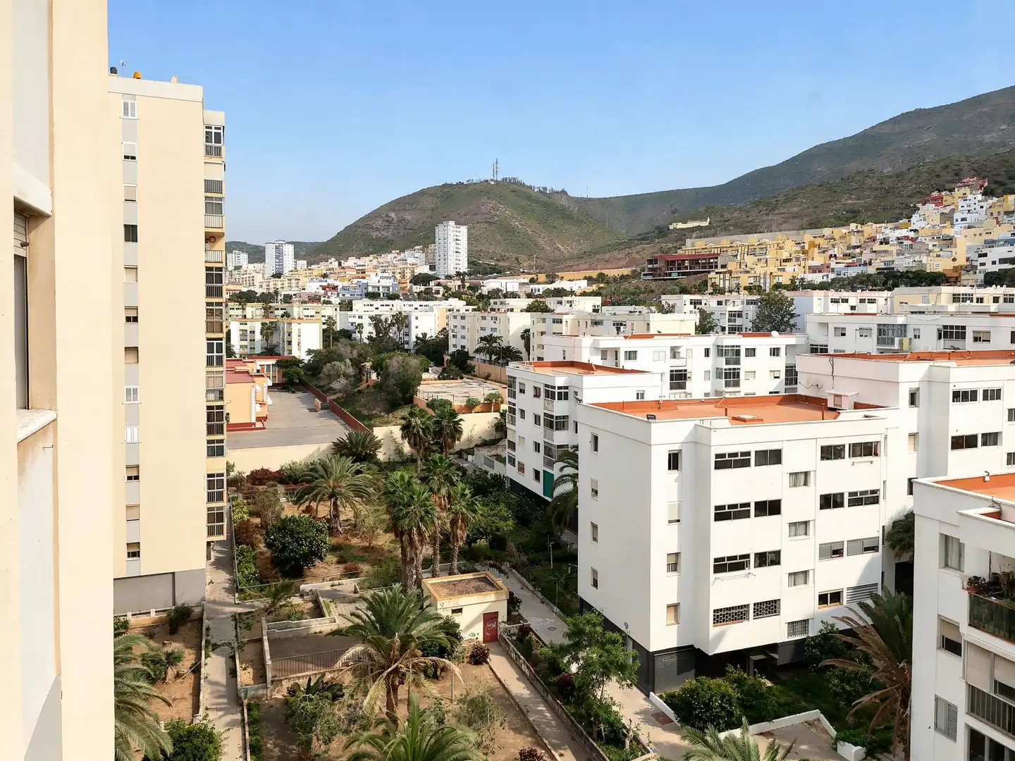 Vista exterior de Pis en venda en Las Palmas de Gran Canaria amb Terrassa