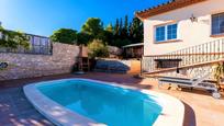 Garden of House or chalet for sale in Riudecanyes  with Terrace and Swimming Pool