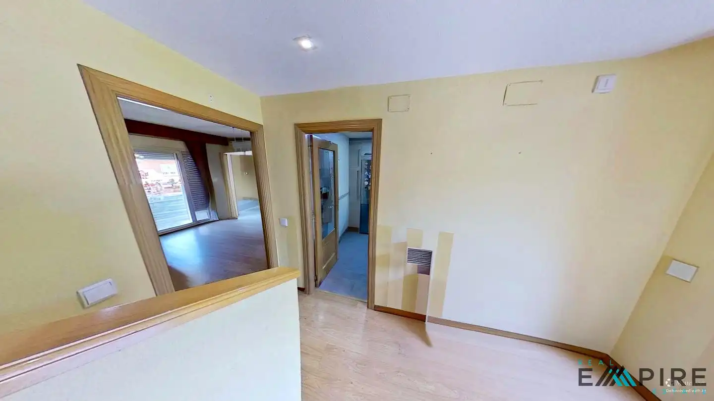 Casa adosada en venta en Valdemoro con Aire acondicionado, Calefacción y Amueblado