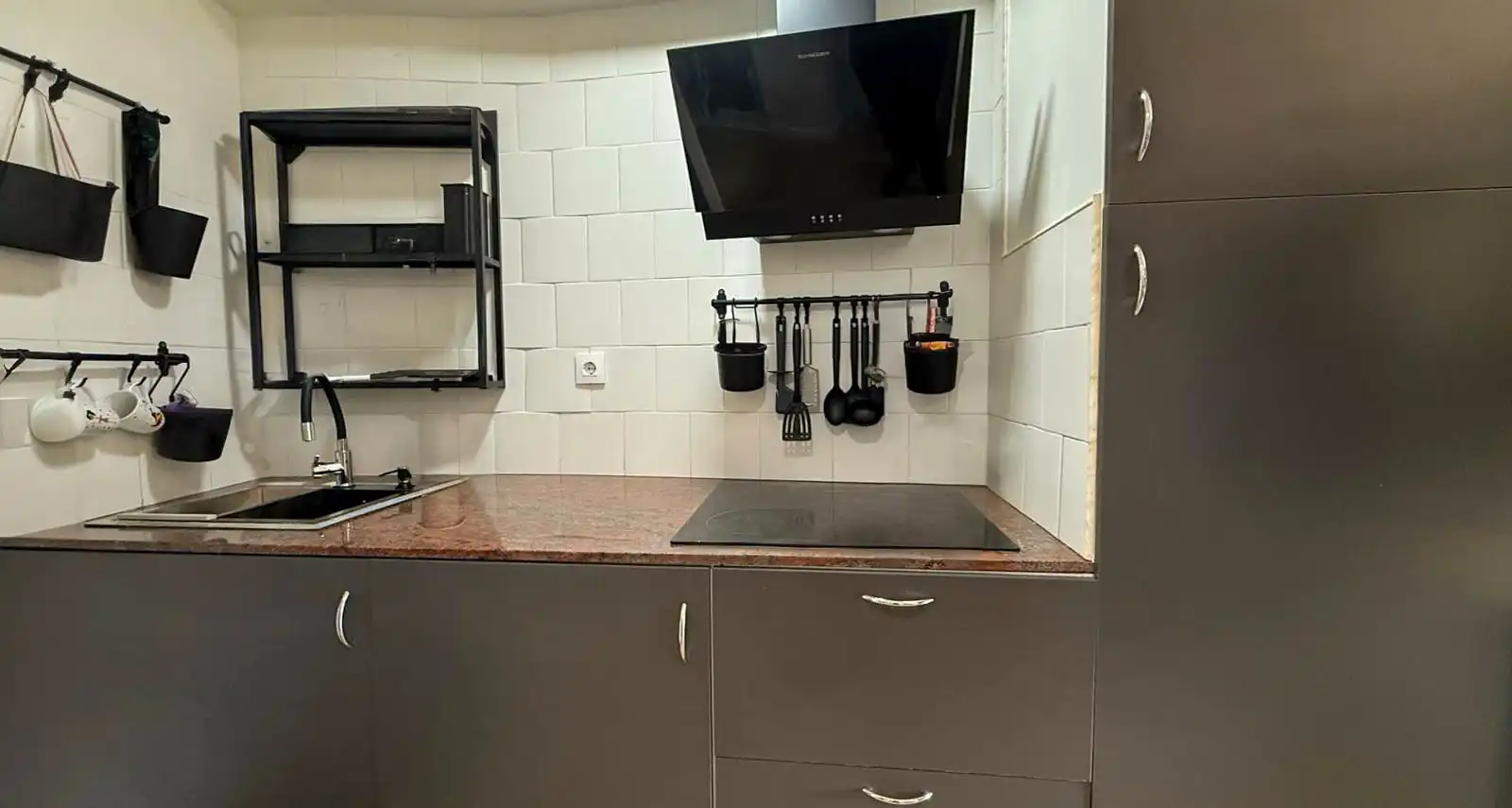 Cocina de Estudio en venta en Vigo  con Calefacción, Horno y Lavadora