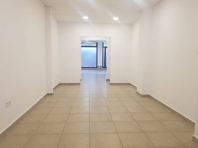 Local comercial en Alquiler en Carrer de Corró en Joan Prim