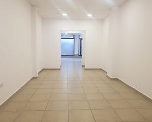 Premises to rent in Granollers  with Air Conditioner