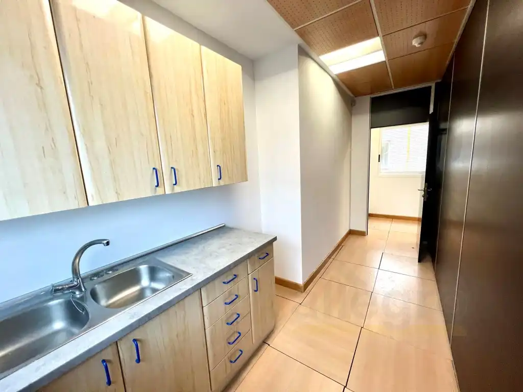 Kitchen of Office for rent in Las Rozas de Madrid