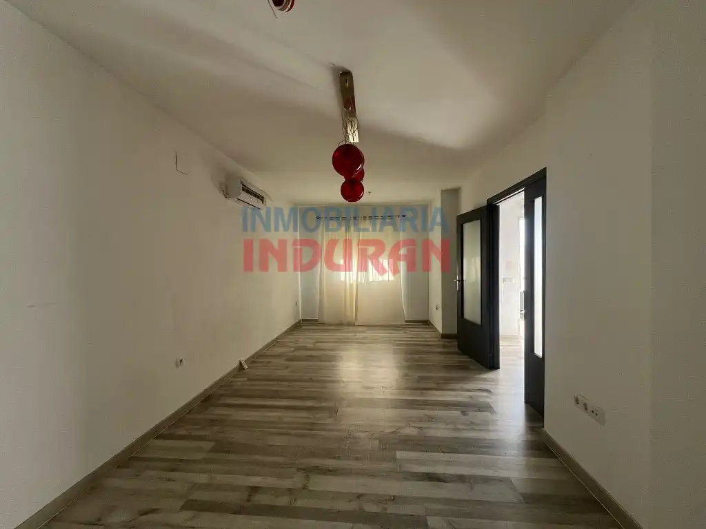 Casa adosada en venda en Peraleda de la Mata