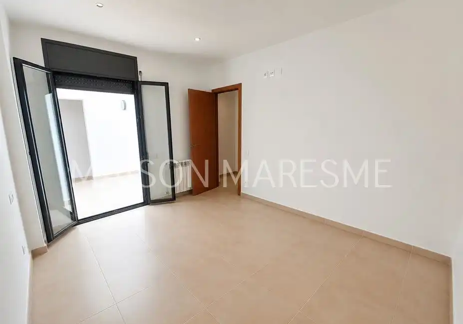 Piso en venta en Arenys de Mar con Calefacción y Horno
