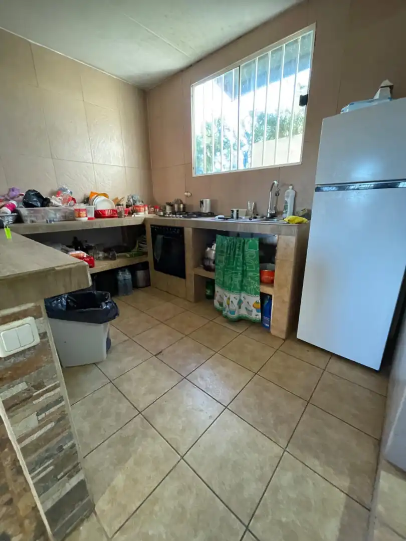 Kitchen of Houses for sale in Pedralba  with Air Conditioner, Swimming Pool and Alarm