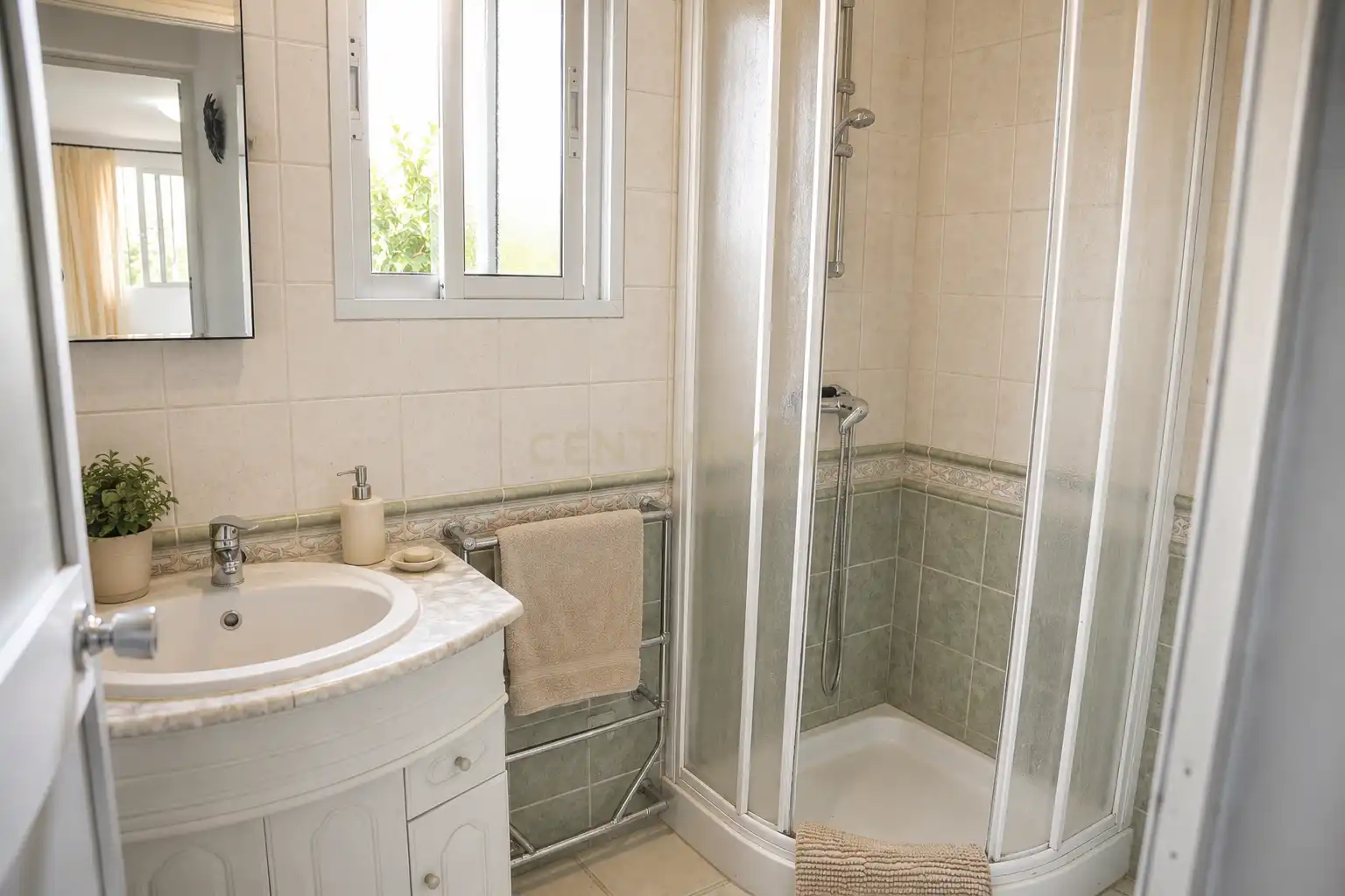 Baño de Casa o chalet en venta en Alhaurín El Grande con Jardín privado, Trastero y Piscina