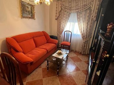 House with balcony for sale in Rute