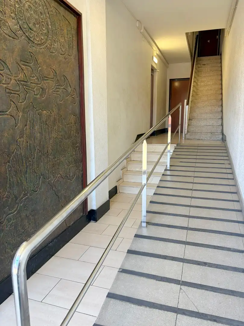 Piso en venta en L'Hospitalet de Llobregat con Aire acondicionado, Parquet y Horno