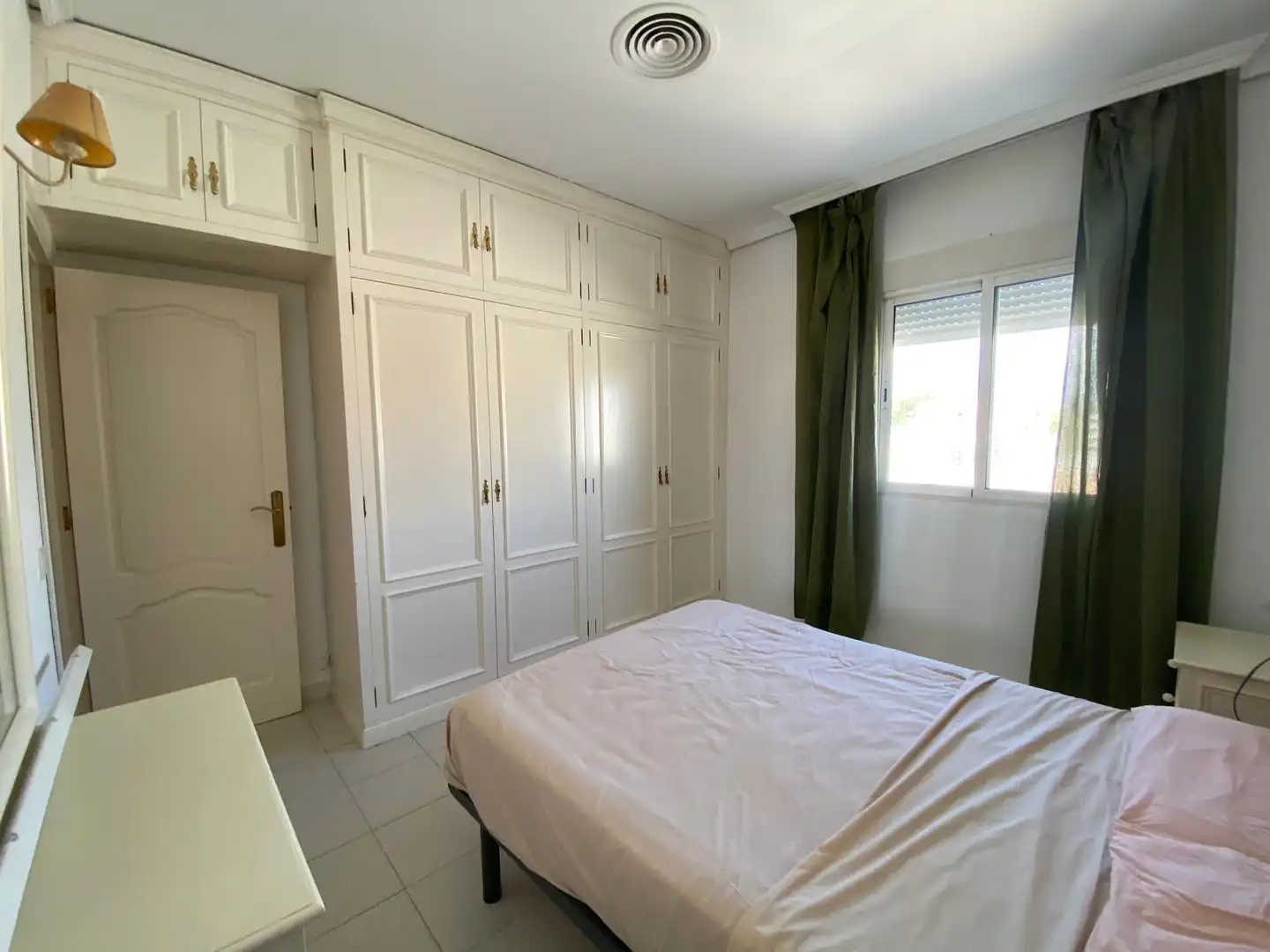 Habitación de Piso en venta en Algeciras con Aire acondicionado, Calefacción y Terraza