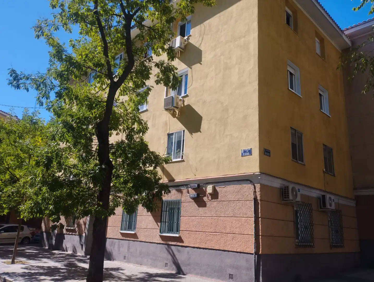 Vista exterior de Piso en venta en Carabanchel