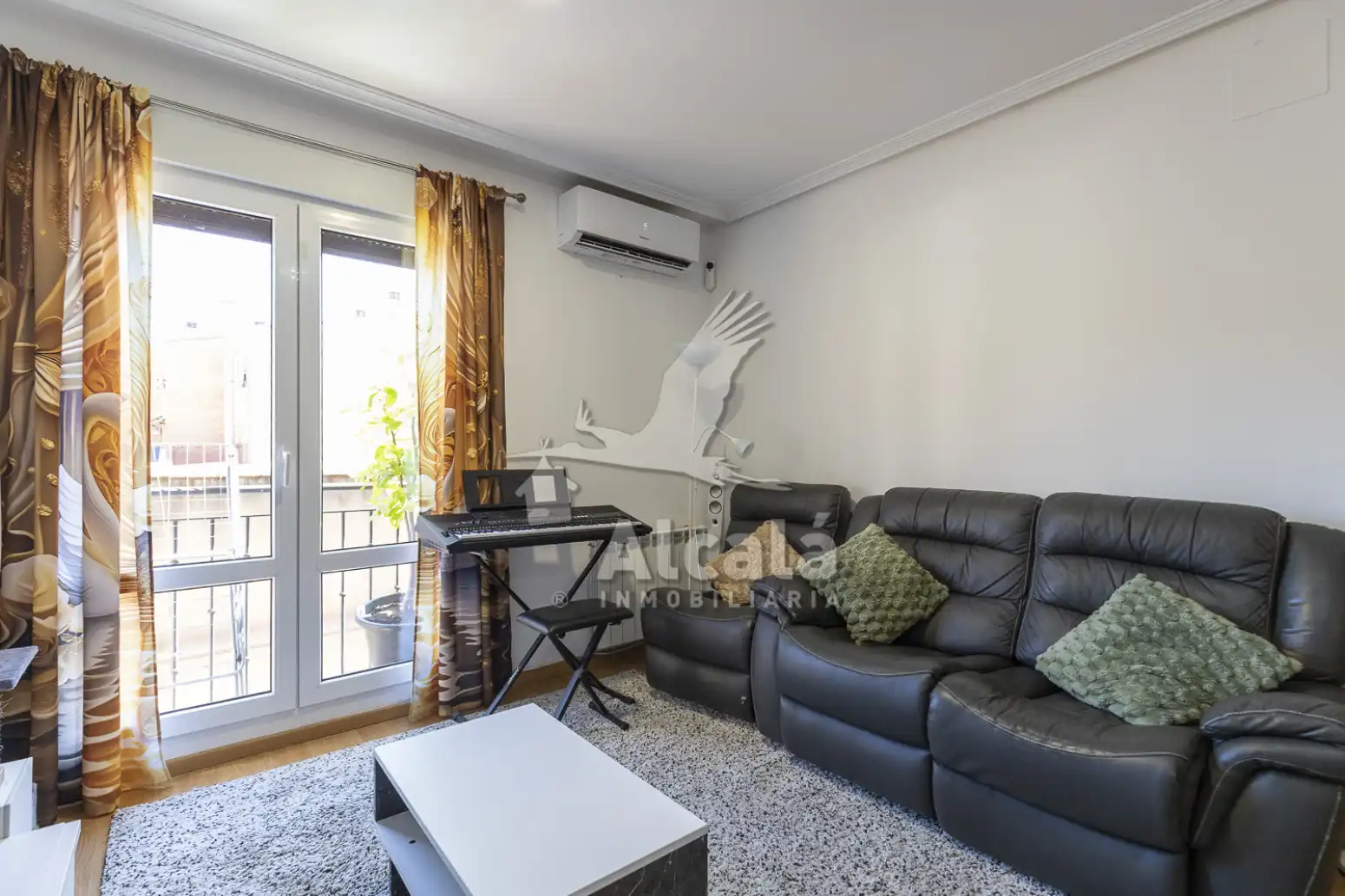 Schlafzimmer von Wohnung zum Verkauf in Camarma de Esteruelas mit Heizung, Balkon und Gemeinschaftspool