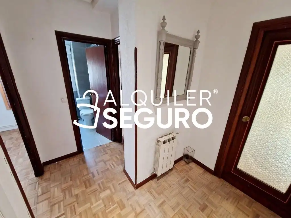 Habitación de Piso de alquiler en Alcorcón con Aire acondicionado, Calefacción y Terraza