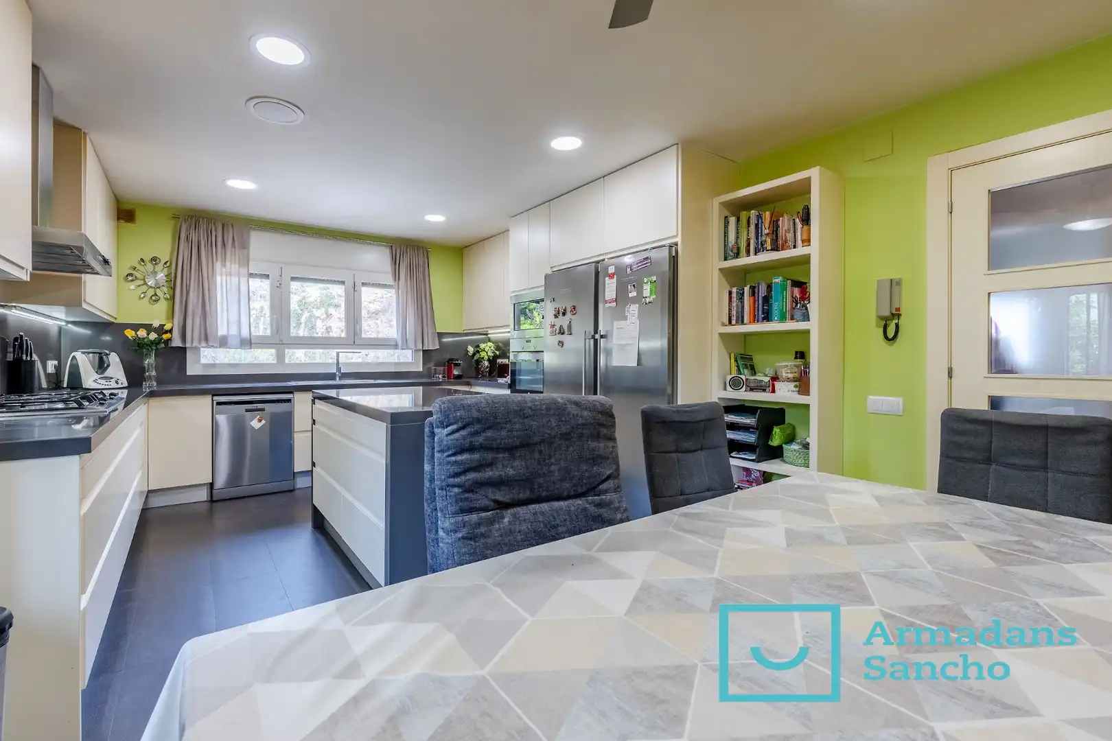 Cocina de Casa o chalet en venta en Cabrera de Mar con Calefacción, Jardín privado y Terraza