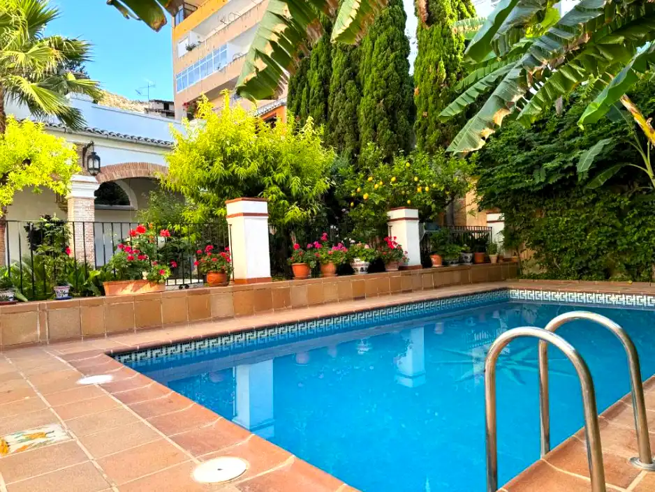 Piscina de Finca rústica en venta en Xàtiva con Aire acondicionado, Calefacción y Jardín privado
