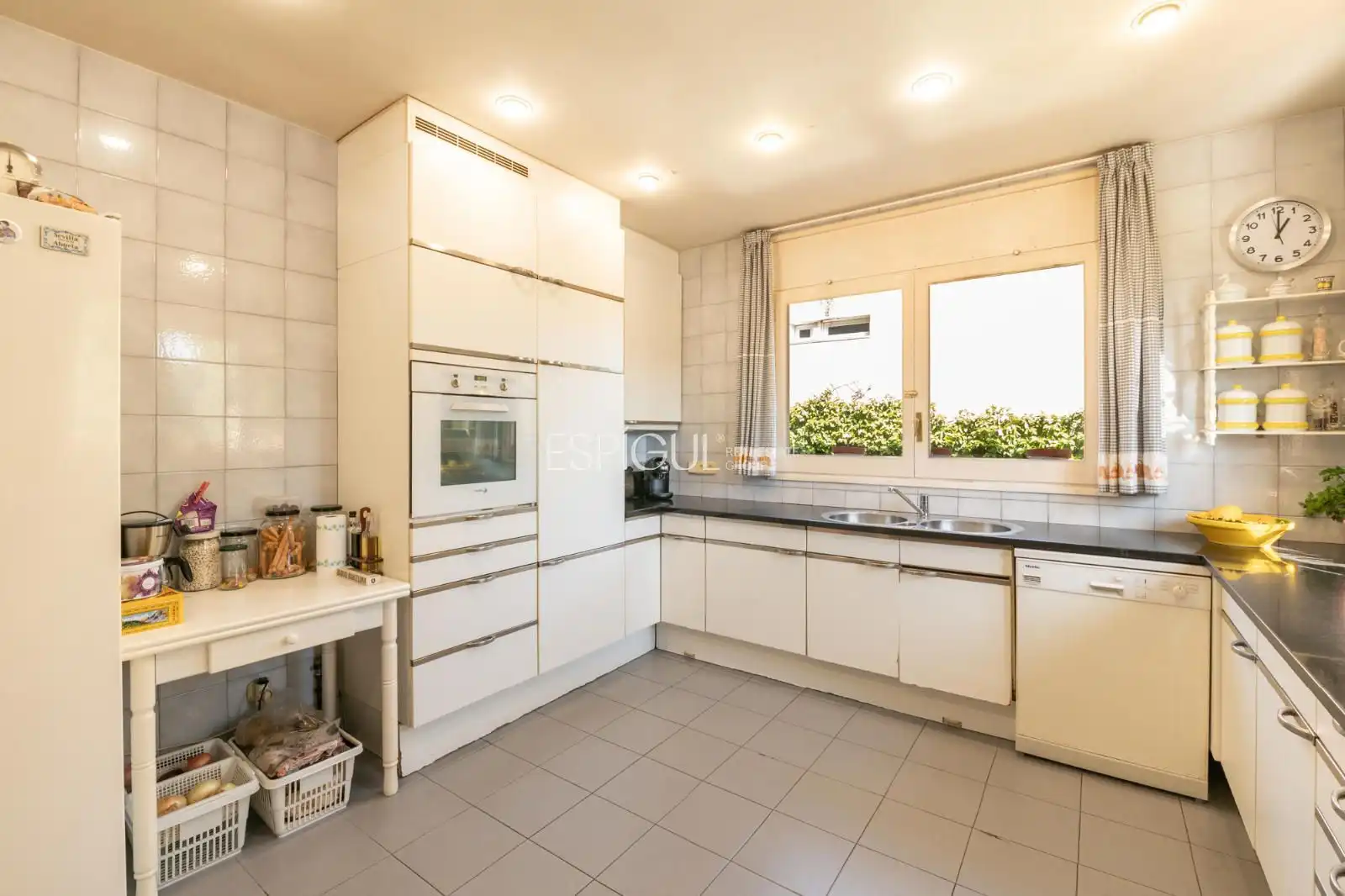 Kitchen of Houses for sale in Sant Cugat del Vallès  with Air Conditioner, Heating and Parquet flooring