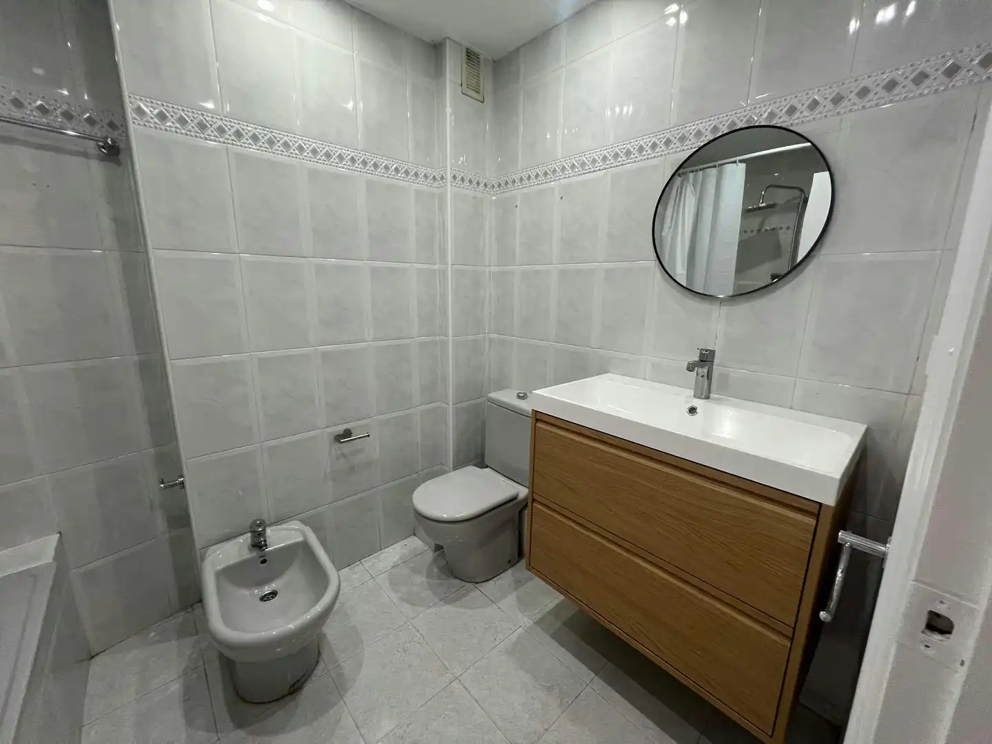 Badezimmer von Wohnung zur untervermieten in Valencia mit Waschmaschine