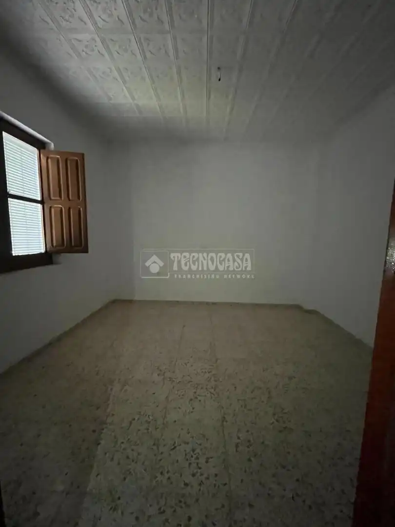 Casa aparellada amb jardí en venda a Pinos Puente, imagen 13
