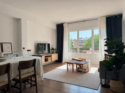 Living room of Flat for sale in Jaca  with Heating, Parquet flooring and Terrace