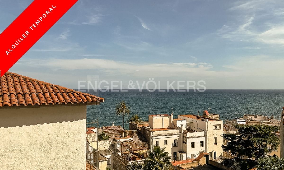 Vista exterior de Apartament de lloguer en Sant Pol de Mar amb Calefacció i Es permeten mascotes